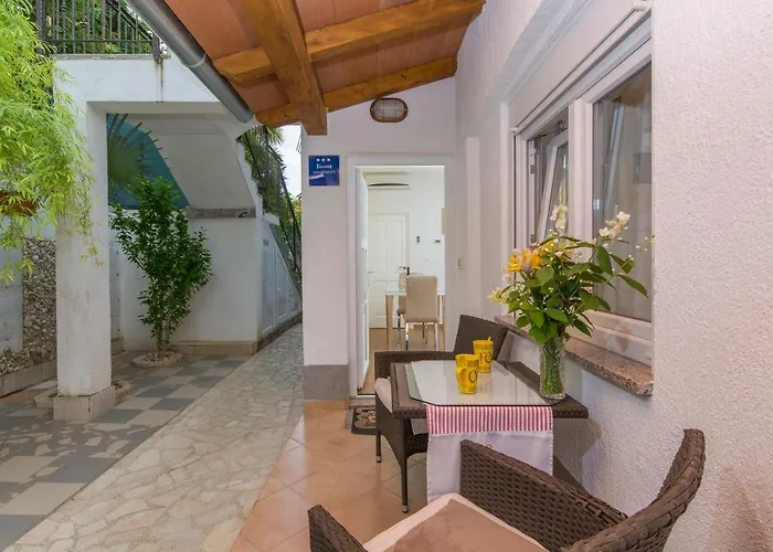 Cupar 아파트 포레치