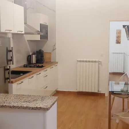 Cupar Apartment *